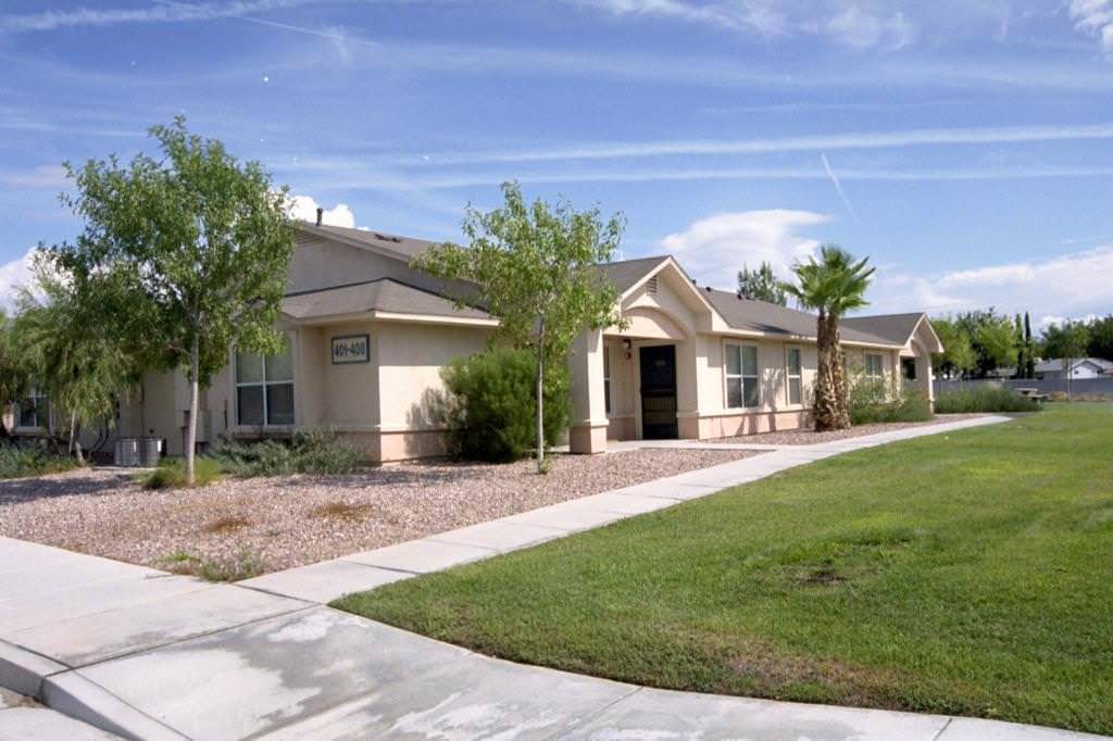 Quail Gardens Apartments Quail Gardens Apartments